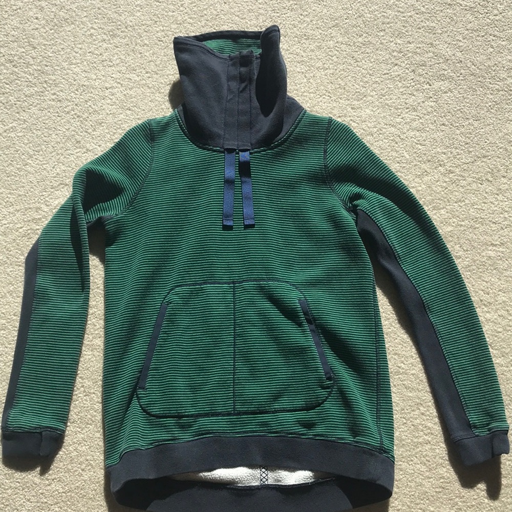 Beautiful Lululemon hoodie